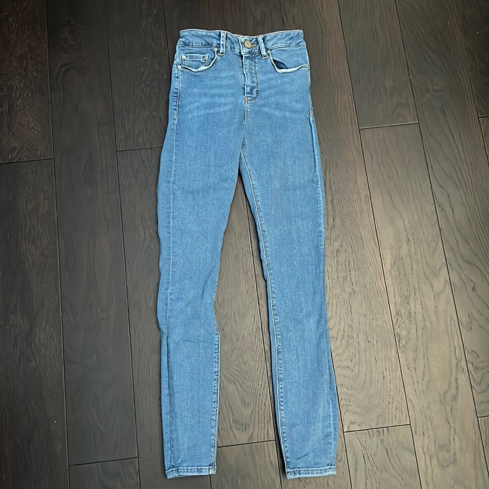 ASOS RIDLEY Skinny Jeans in Midwash Blue/ W 25 L 30